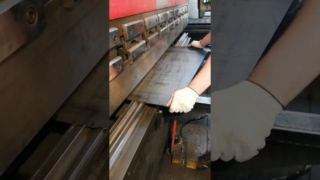 Листовая гибка металлов смотреть онлайн