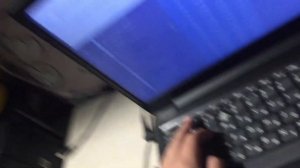 Что же делать если,при запуске компьютера черный экран!