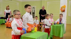 Замечательный оркестр на пластиковых стаканчиках Праздник Осени