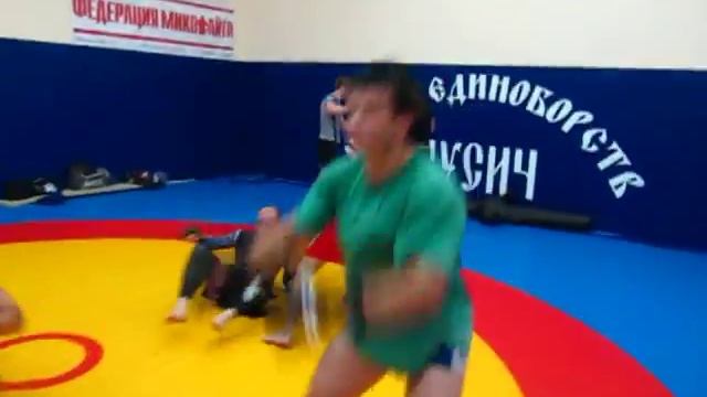 Тренировки в ЦЕ Русич смотреть онлайн