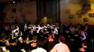 Греческий танец "Сиртаки".