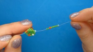 Туториал "Объемная Ёлочка" из бисера