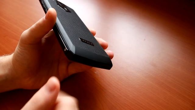 Полный обзор OUKITEL K10 - Смартфон с огромной батареей, NFC и Face ID