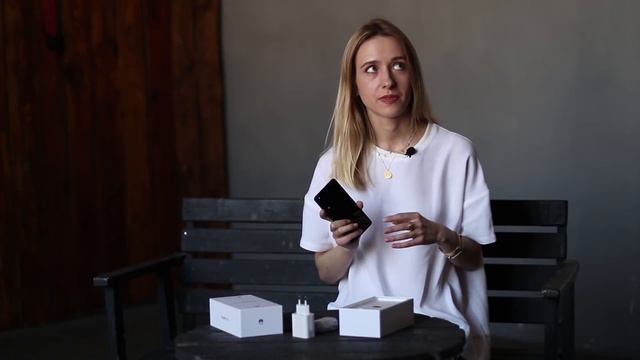 Что умеет Huawei P30? Распаковка и обзор