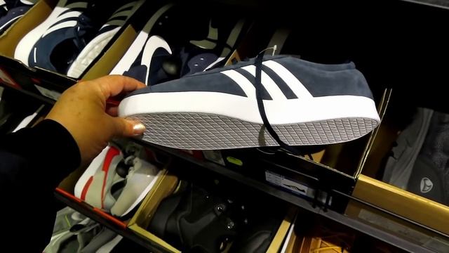 Stadium Outlet магазин спортивных товаров в Финляндии, Самый бюджетный шопинг, Скидки! смотреть онлайн