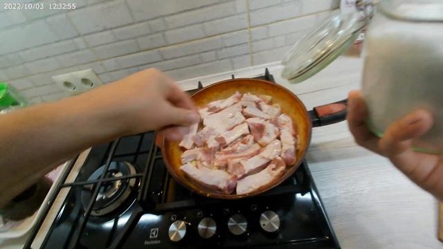 Свиные рёбрышки. Самый быстрый способ приготовления. смотреть онлайн