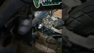 Хонда дио34. Самопроизвольно набирает обороты на холостом ходу.