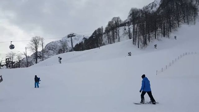 Горнолыжная школа Скифактор на Роза Хутор, разминка. смотреть онлайн