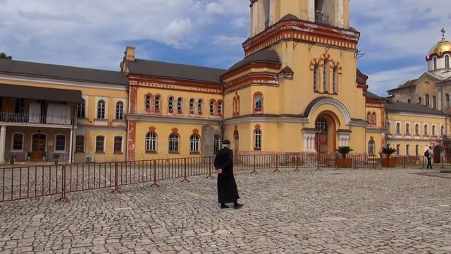 Абхазия своим ходом. Новый Афон. Монастырь. Идем внутрь храма