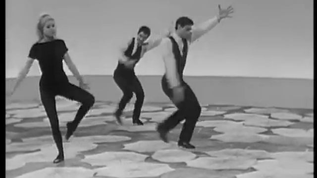 Brigitte Bardot dance смотреть онлайн