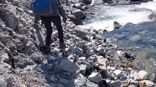НАШЛИ ЗАБРОШКИ В ДИКОЙ ТАЙГЕ. КУПАНИЕ в РОДОНОВЫХ ВАННАХ. МЕДВЕДИ И ДР. ДИКИЕ ЖИВОТНЫЕ. Анонс. смотреть онлайн