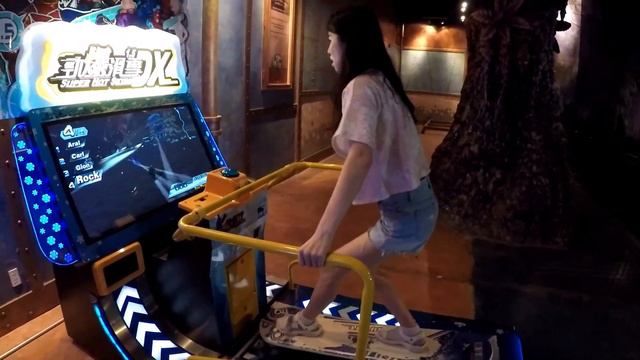 베트남 다낭 EP.3 | 바나힐 놀이공원, 미케비치, 뽕짝 선상파티, 식욕폭발 смотреть онлайн