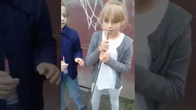 Мини клип от Даши и Вари "на стиле". смотреть онлайн