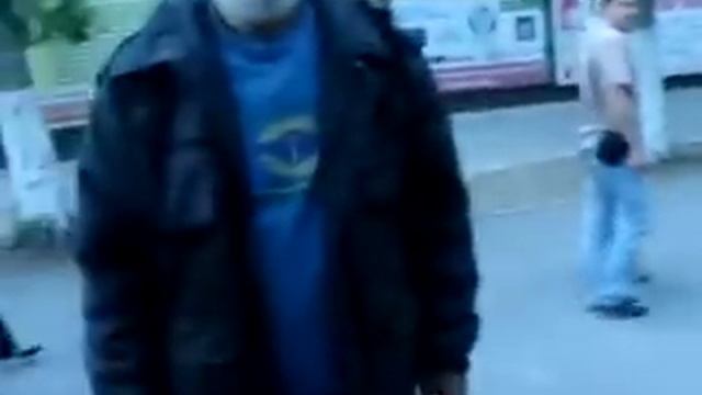 Мощный Дед из Херсона Powerful grandfather from Kherson смотреть онлайн