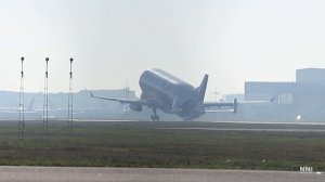 BELUGA XL Beluga XL Landing and take off 