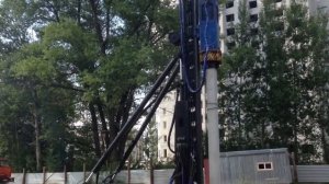 Полный процесс погружение свай установкой Junttan PM 20 LC