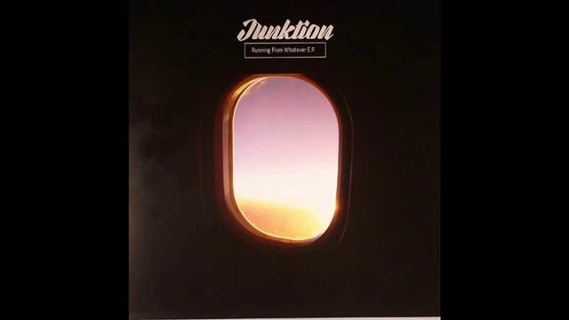 Junktion - Pale Blue Dot смотреть онлайн