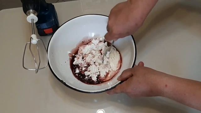 Меренговый рулет