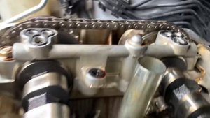 2010, 2009 Toyota Corolla setting correct timing chain marks clears P0017 or P0016 engine code.