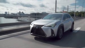 Lexus UX 2022 года (обновленный Lexus UX 200): цвета окраски, экстерьер, интерьер, вождение