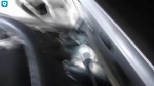 Замена противотуманной лампы на мерине