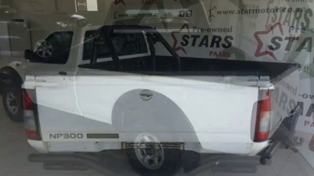 2013 NISSAN NP300 HARDBODY 2.5TDI 4X4 Auto For Sale On Auto Trader South Africa смотреть онлайн