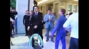 Медведев танцует/Medvedev dance