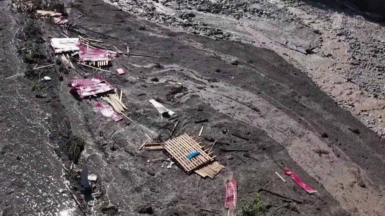 В Грузии к спасательной операции на высокогорном курорте присоединились военные