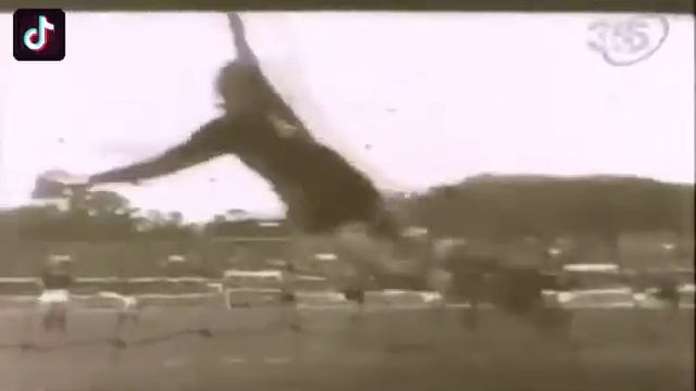 В этот день родился Лев Яшин! смотреть онлайн