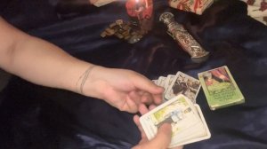 Обзор колоды «Цыганские гадальные карты»