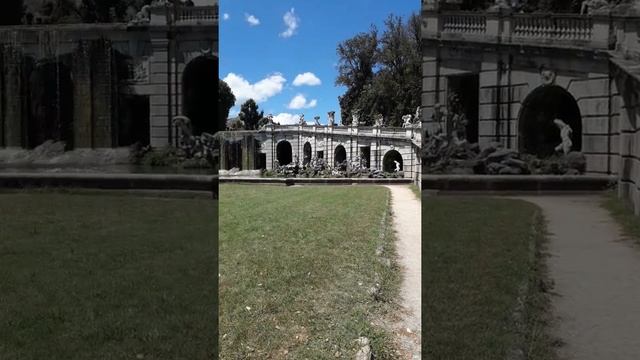 Аллея у дворца неаполитанских королей Казерта смотреть онлайн