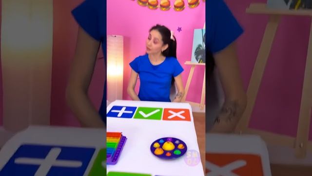 FUNNY POP IT! ? POPULAR TIKTOK TRADING GAME by SMOL #shorts #SMOL