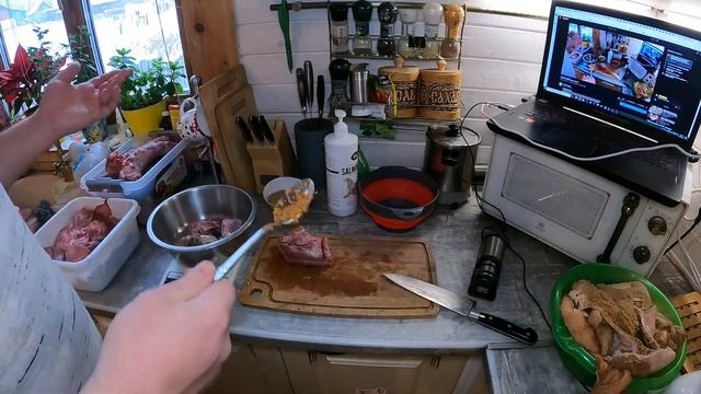 готовим натуралку для 10 хаски.