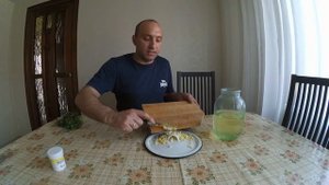 Кормление гусят с суточного возраста//Линдовские гуси