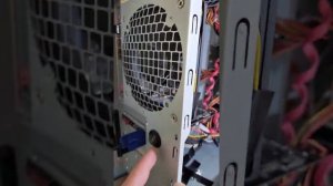 Две скорости кулера вентилятора от 5V и от 12V.