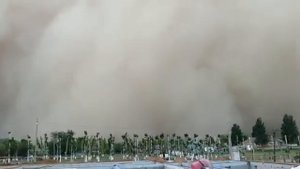 Песчаная буря Астрахань