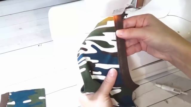 Как шить на РАСПОШИВАЛКЕ. Шьем красивую ОБТАЧКУ  с помощью прозрачной лапки. #распошивалка_ШС
