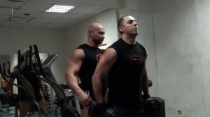 Тренировка мышц в зале - Тренировка бицепсов и трицепсов. Накачиваем руки! Ч. 2