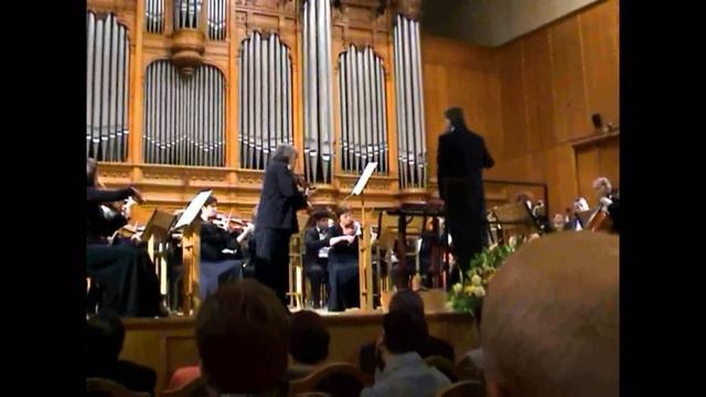 Sergey Girshenko plays Schumann: violin concerto in D Minor - excerpts смотреть онлайн