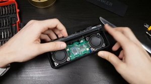 Anker SoundCore 2 Teardown & Disassembly - Look what's inside