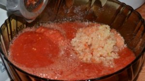 Сырая аджика на зиму с разными  перцами