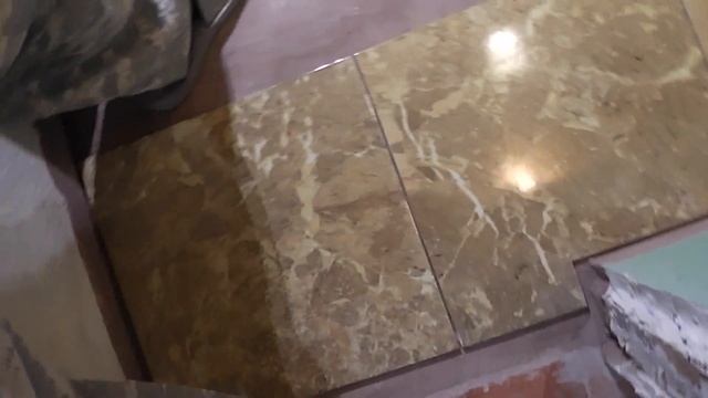 Укладка КАФЕЛЬНОЙ ПЛИТКИ на пол смотреть онлайн