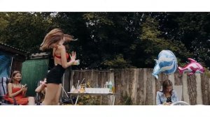 вечеринка у бассейна