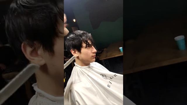 RAGGED ELONGATED HAIRCUT TUTORIAL / Мужская удлиненная стрижка / Чоловіча подовжена стрижка смотреть онлайн