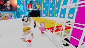 ВЫБЕРИ ПРАВИЛЬНУЮ ДЫРЬ ЧТОБЫ ВЫЖИТЬ ?► Roblox TILKA PLAY ► РОБЛОКС