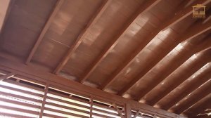 Деревянный навес для двух машин компании Русская Беседка