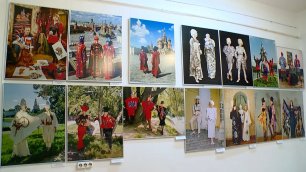 В МВЦ открылась выставка картин "Мода. Музыка. Театр" 21.06.22