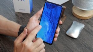 Распаковка и первый взгляд Honor 9X  Топовый смартфон за вкусную цену