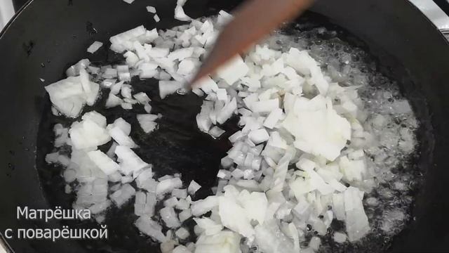 Баклажаны жареные с луком, как грибы. Самый простой рецепт. Быстро и вкусно.