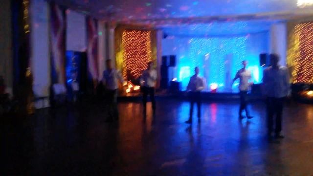 Поздравительный танец на 8 марта 2015 смотреть онлайн